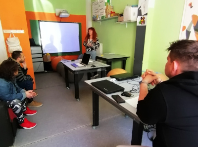 Βοήθεια συμμετοχής ομάδας από το Εσπερινό ΕΠΑΛ σε Σχολικό Festival Καινοτομίας